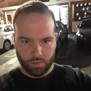 Meet your Posher, Christopher